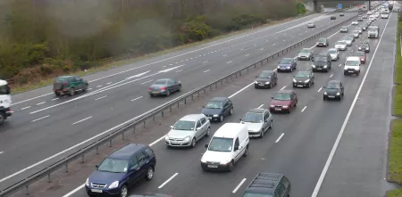 Fahrzeuge im Stau.
