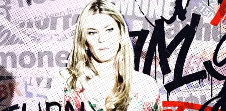 Eva Kaili, umgeben von Schlagzeilen.