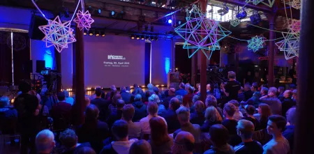 Das Publikum der BBAs 2016 von hinten mir Blick zur Bühne.