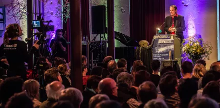 Das Publikum der BBAs 2015 von hinten mit Blick zur Bühne.