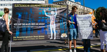 Ein Demo-Banner zur elektronischen Gesundheitskarte.