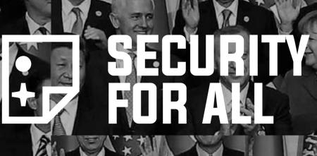Schwarz-Weiß Foto von Regierungschef.innen. Im Vordergrund das Logo von "Security for all".