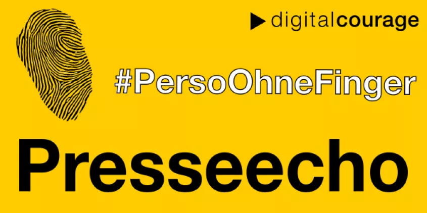 Die Grafik zeigt einen großen Fingerabdruck, welcher vom ehemaligen Innenminister Schäuble stammt. Das Logo von Digitalcourage, der Hashtag "PersoOhneFinger" und der Schriftzug "Presseecho" sind abgebildet.