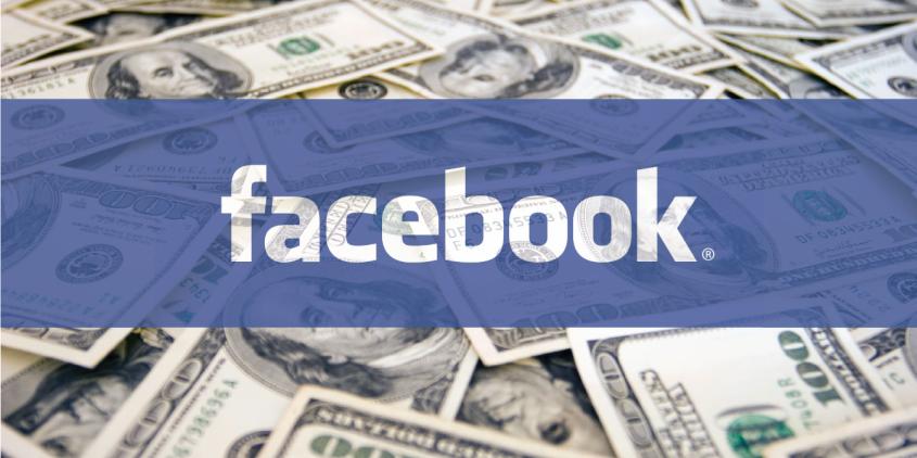 Collage: Ein Haufen Geldscheine. Darüber das Facebook-Logo als Banner.
