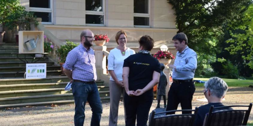 Rena Tangens und padeluun erhalten den Heinrich-Preis.