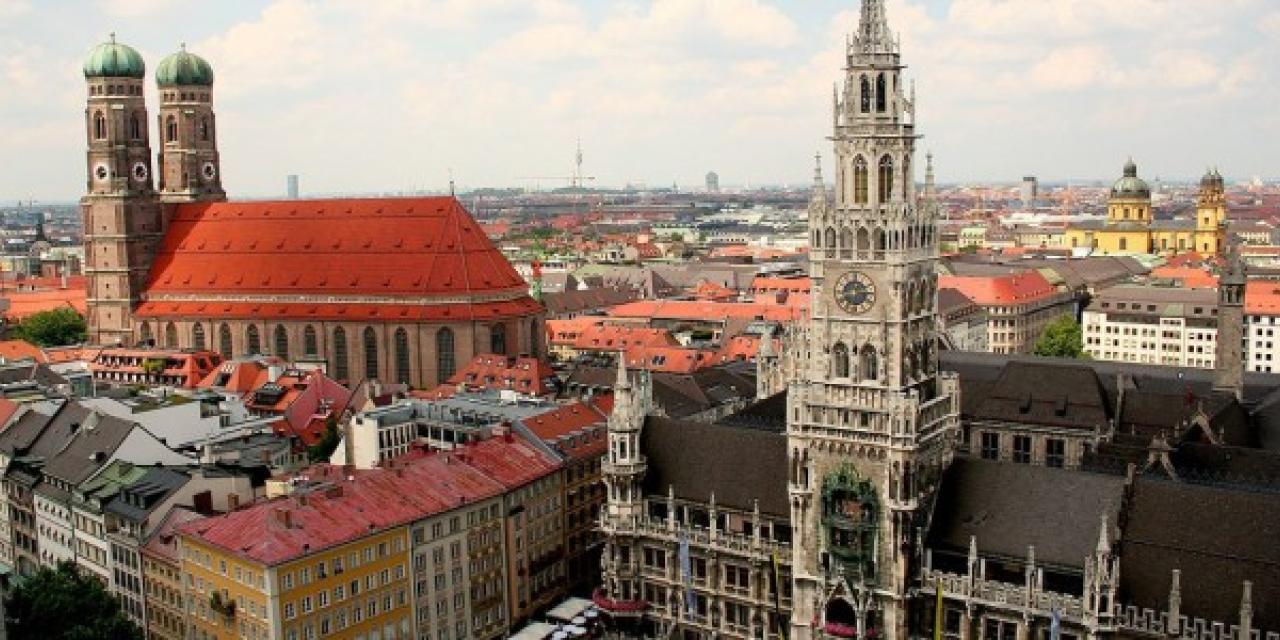 Teil des historischens Münchens von oben.