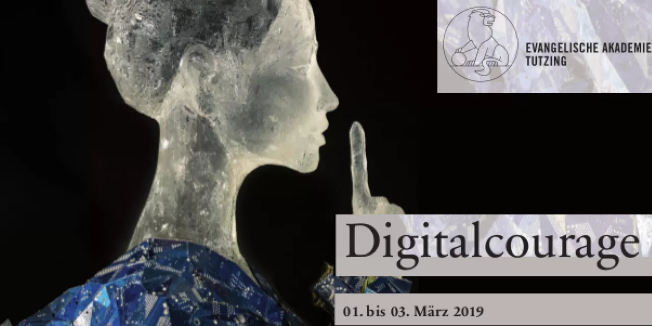 Flyer: Eine Statue von der Seite, die den Zeigefinger vor den Mund hält. Digitalcourage-Logo und Tagungsdaten.