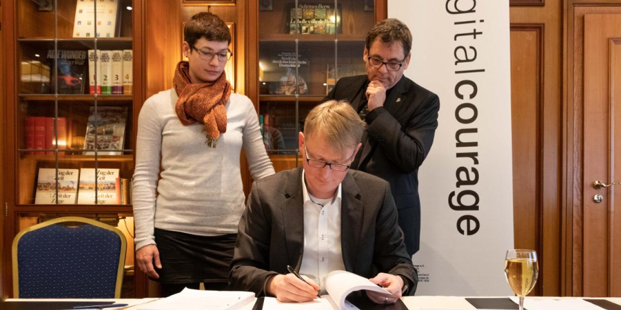 v.li.n.re: Kerstin Demuth, Prof. Dr. Jan Dirk Roggenkamp und padeluun, Lizenz: CC-BY-SA