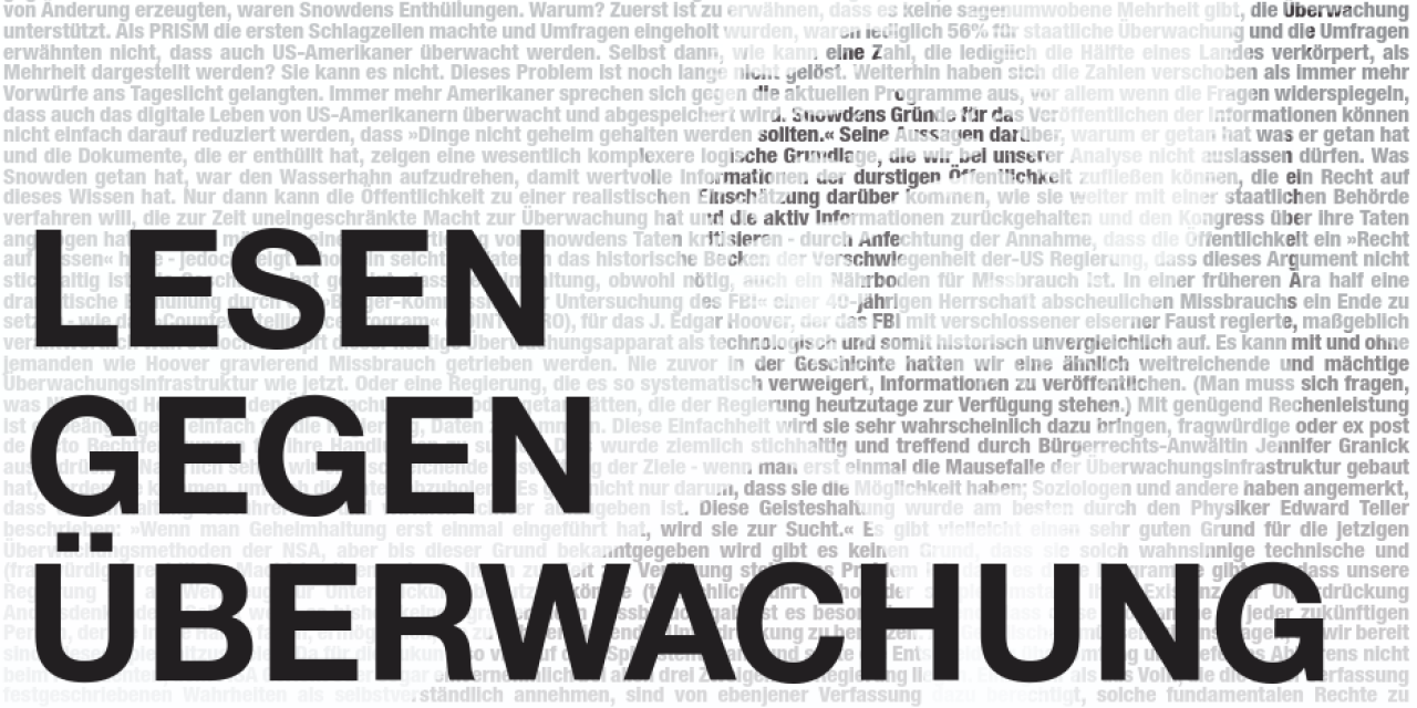 Aus Nullen und Einsen das Bild von Edward Snowden nase abwärts in schwarz-weiß. Dafürber der Schirftzug "Lesen gegen Überwachung".