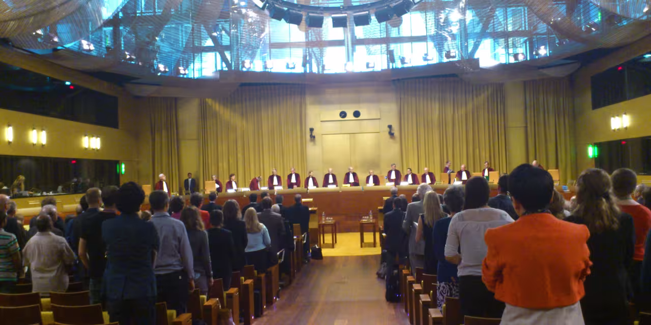 Saal des Europäischen Gerichtshofs von innen.