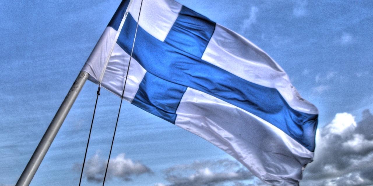 Eine finnische Flagge.